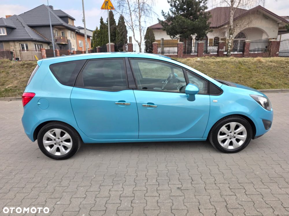 Opel Meriva - 9