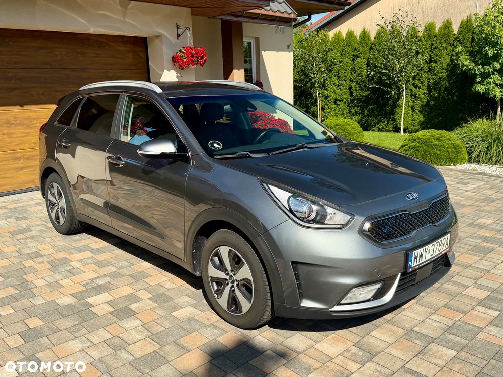 Kia Niro 1.6 GDI Hybrid M - 6