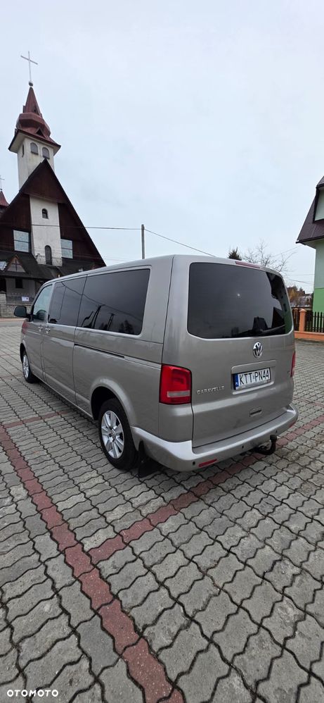 Volkswagen Caravelle - 11