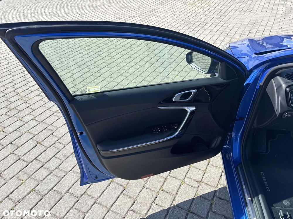 Kia Ceed 1.6 GDI PHEV Business Line DCT - 10