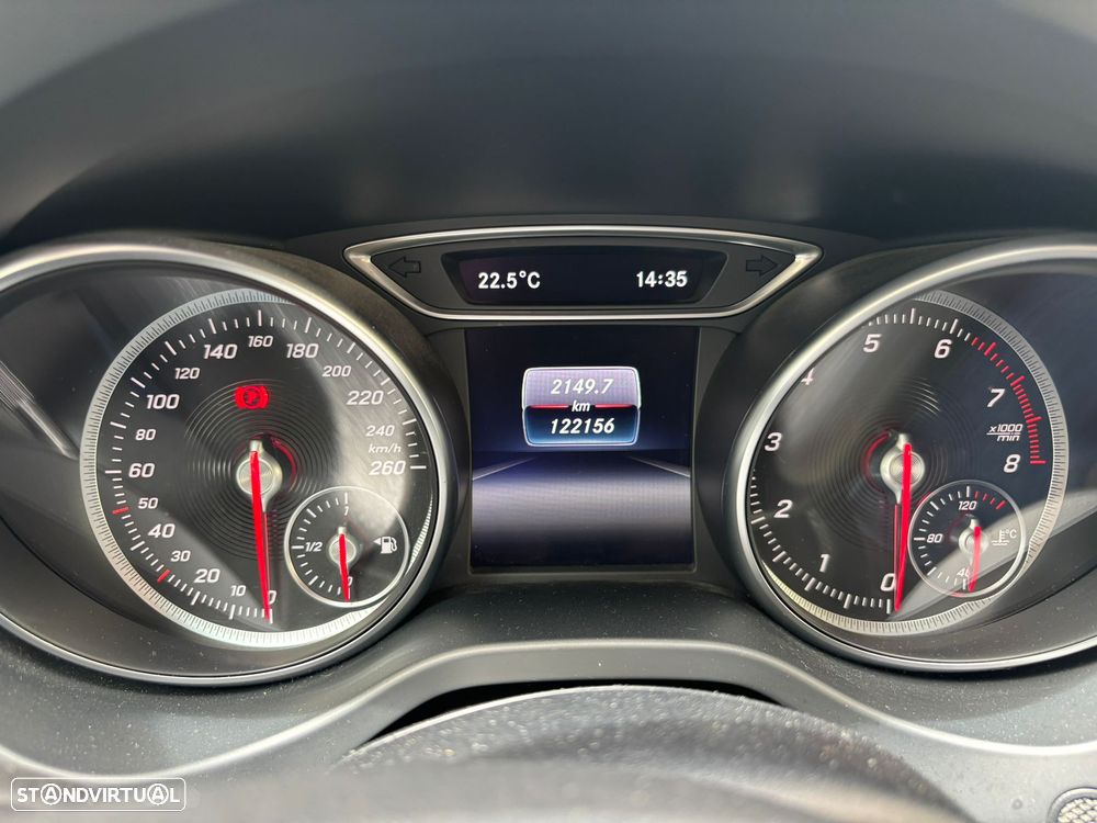Mercedes-Benz GLA 200 Urban - 8
