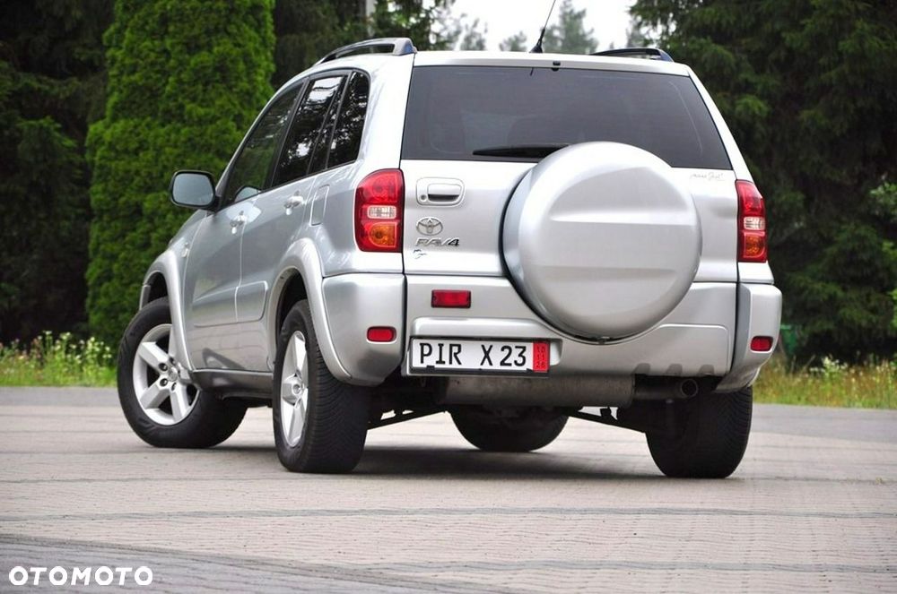 Toyota RAV4 2.0 VVT-i 4x4 - 22