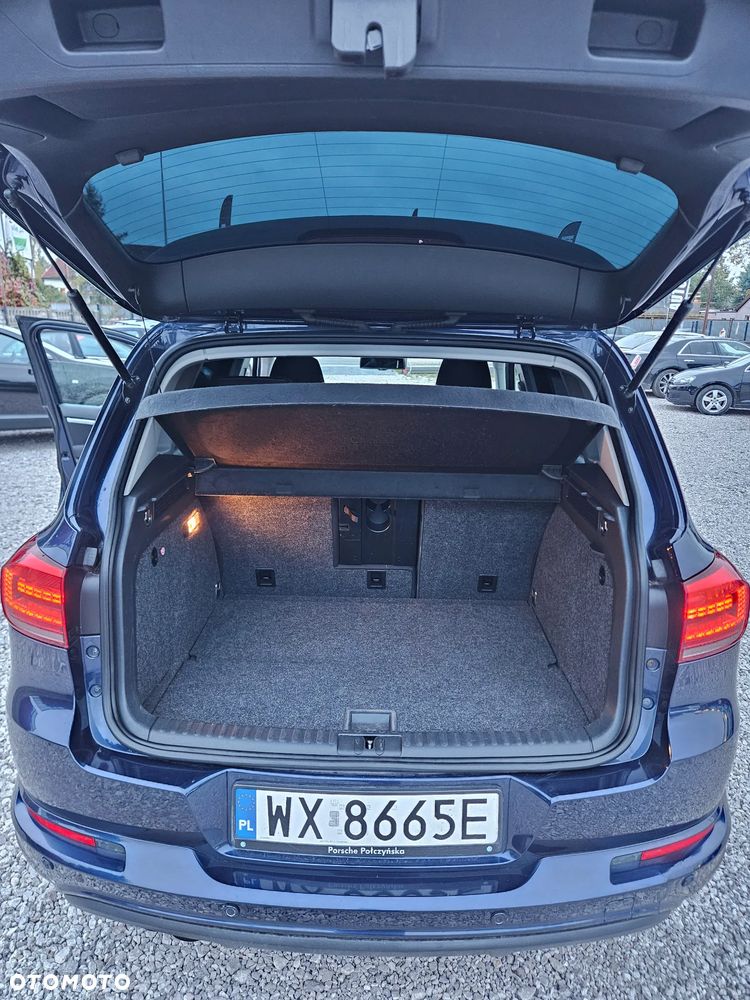 Volkswagen Tiguan - 16