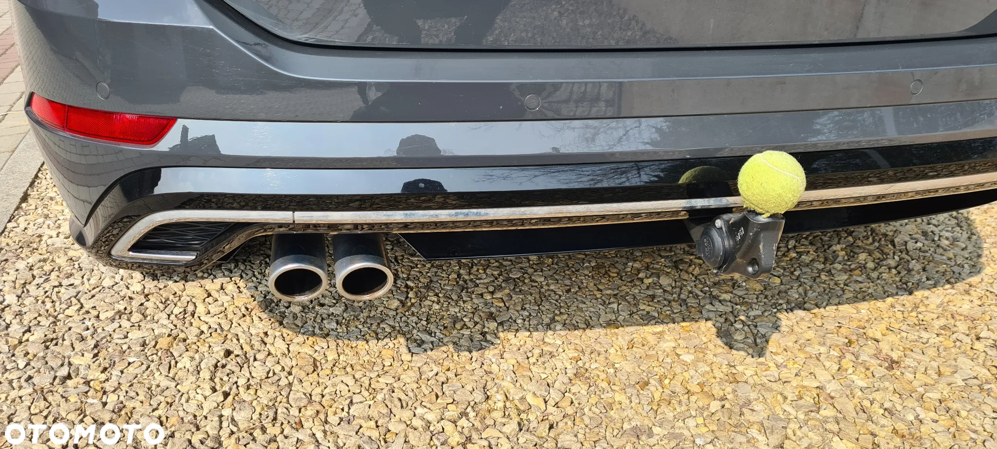 Volkswagen Touran - 12