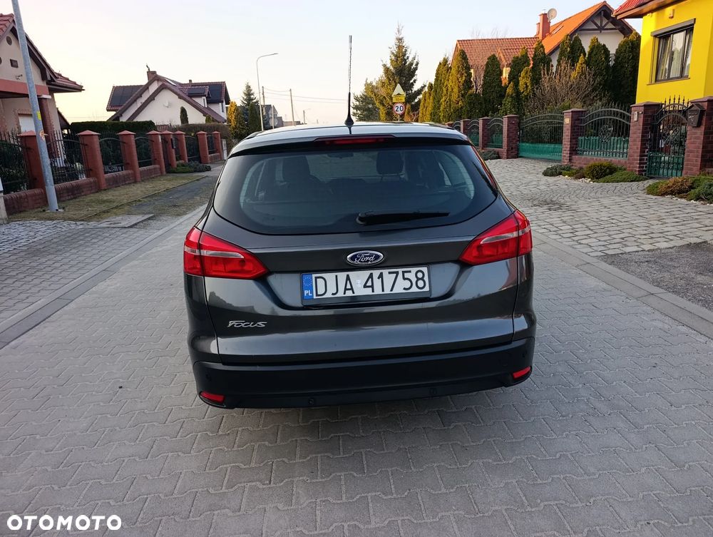 Ford Focus 1.5 TDCi Titanium - 9