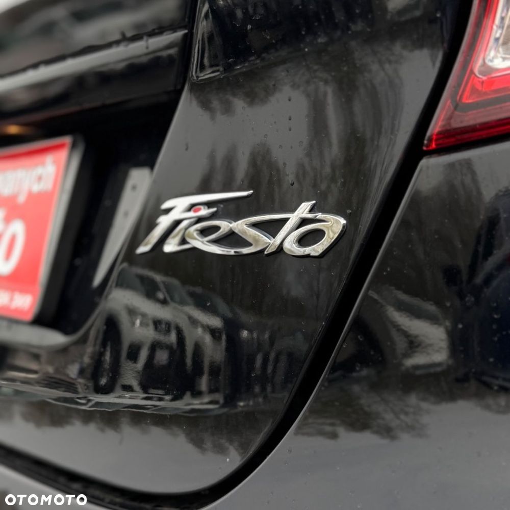 Ford Fiesta - 24
