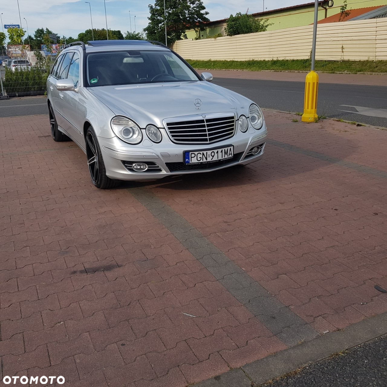 Mercedes-Benz Klasa E 200 T Kompressor Automatik Avantgarde - 32