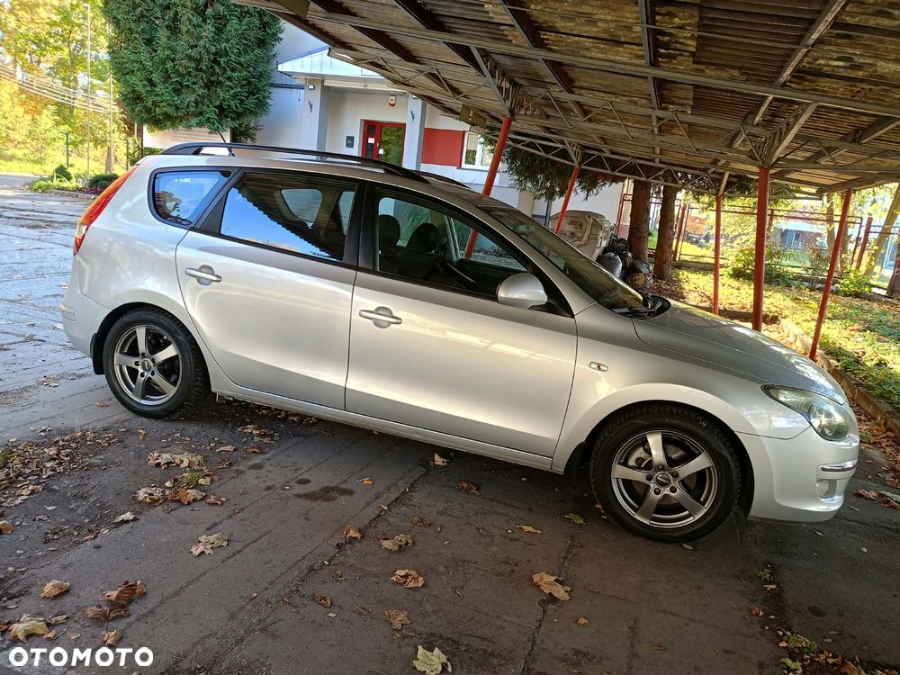 Hyundai I30 2010 photo 5