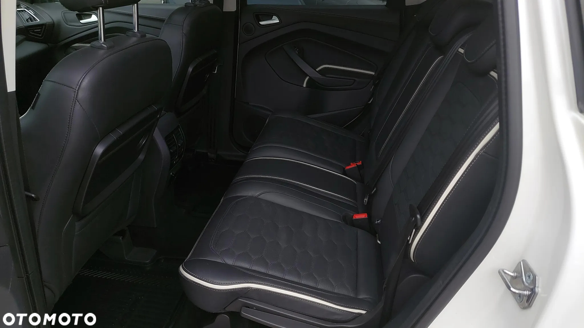 Ford Kuga Vignale 1.5 EcoBoost AWD ASS - 22
