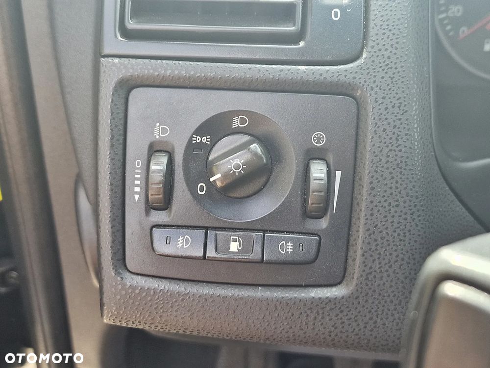 Volvo V50 - 12