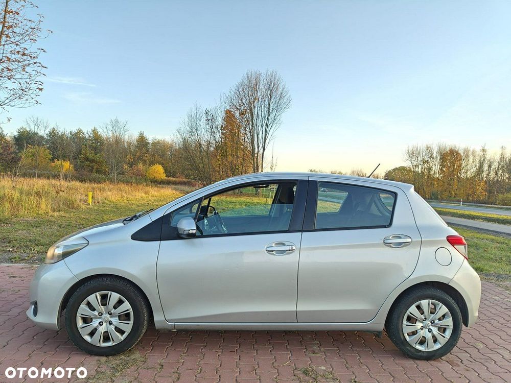Toyota Yaris - 2