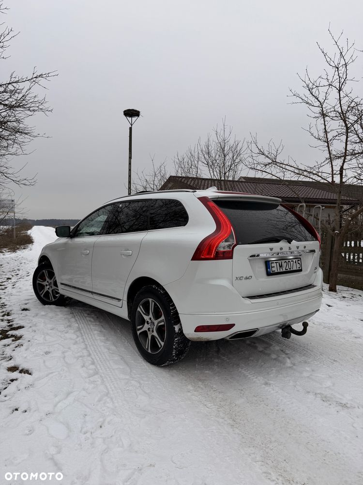 Volvo XC 60 D5 AWD Summum - 9