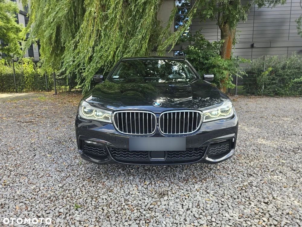 BMW Seria 7 750Ld xDrive - 31
