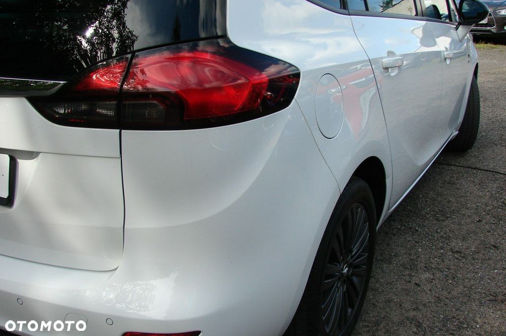 Opel Zafira - 18