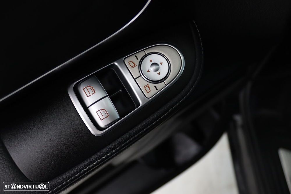 Mercedes-Benz V 220 d Longo Avantgarde - 20