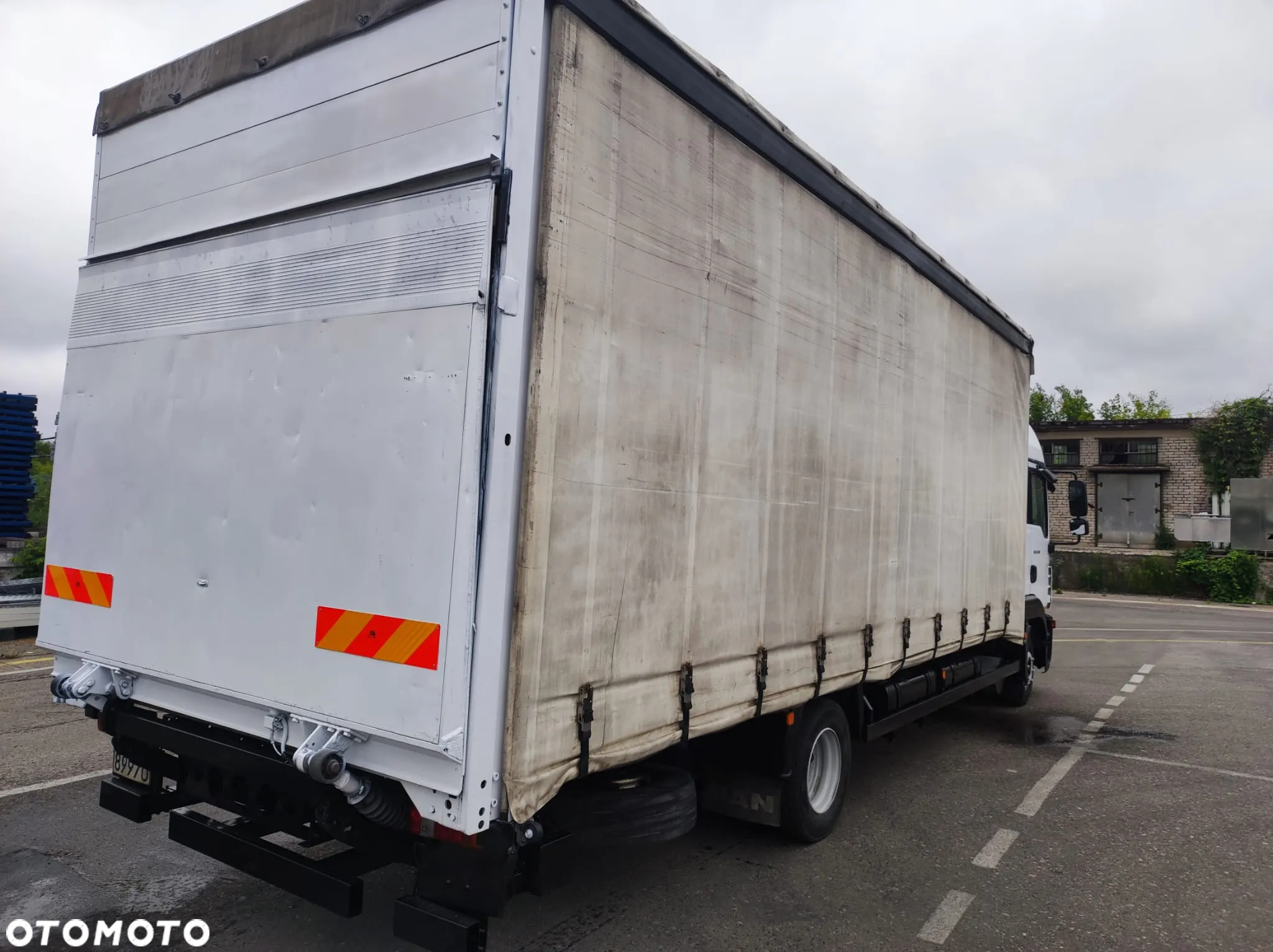 MAN TGL 12.220 - 10