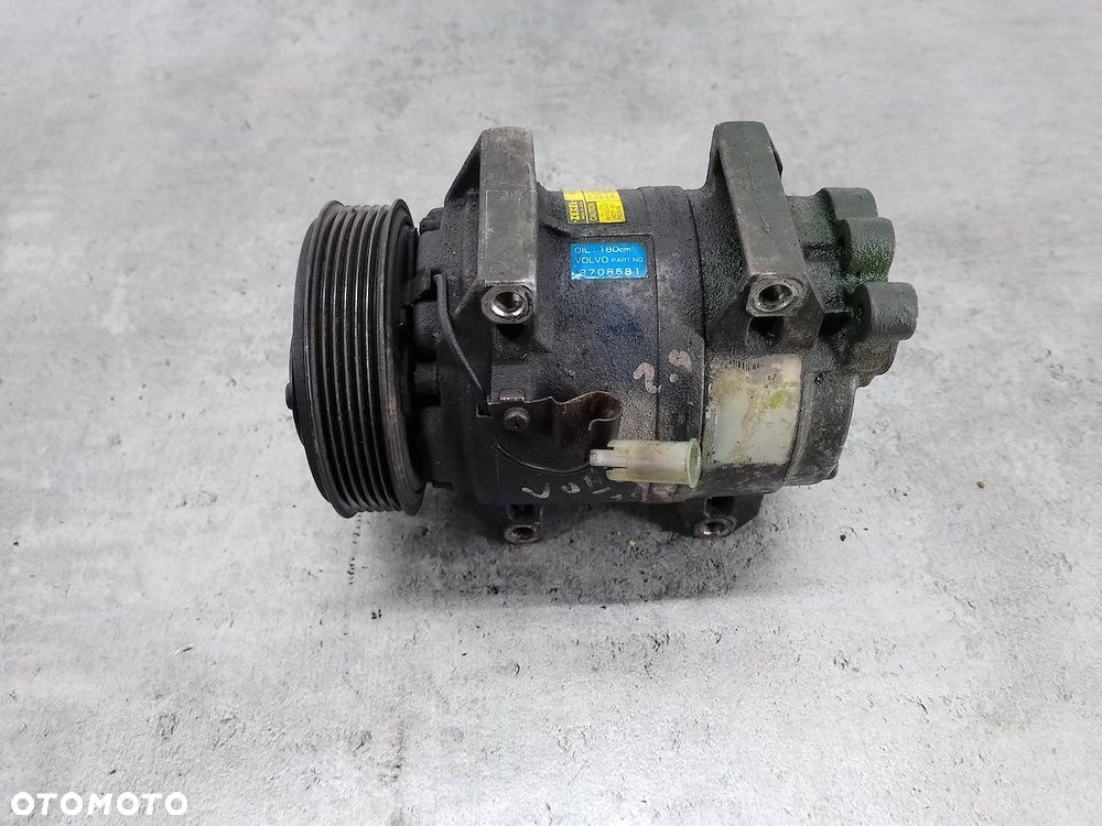 POMPA, SPRĘŻARKA KLIMATYZACJI VOLVO XC90 ( 02-14 ) 8708581 2.9 T6 24V - 3
