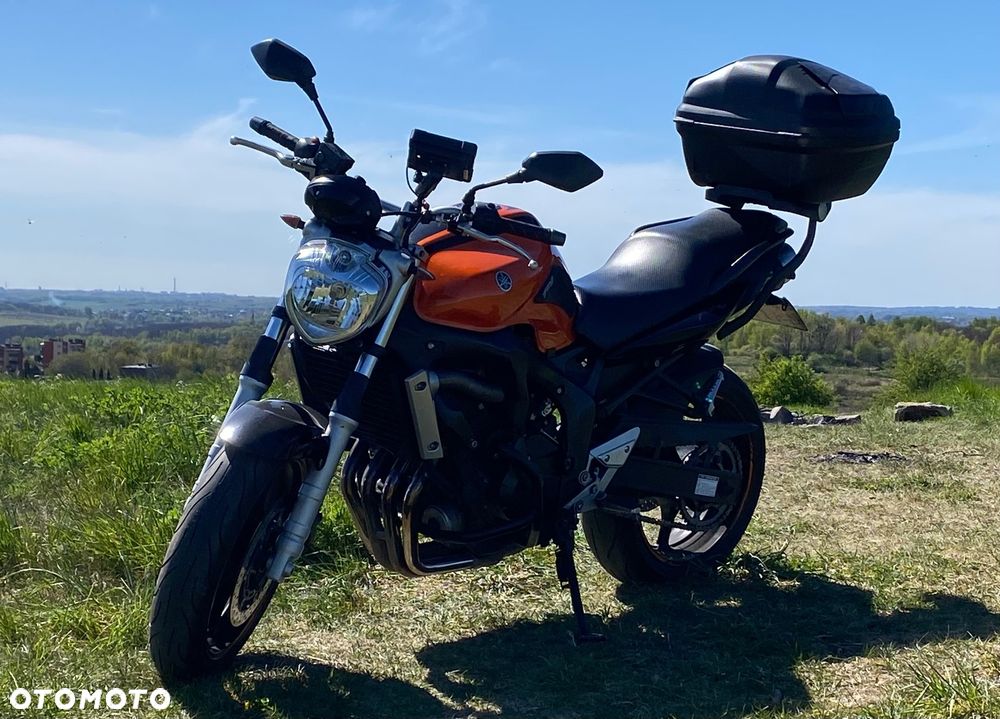 Yamaha FZ6 - 2