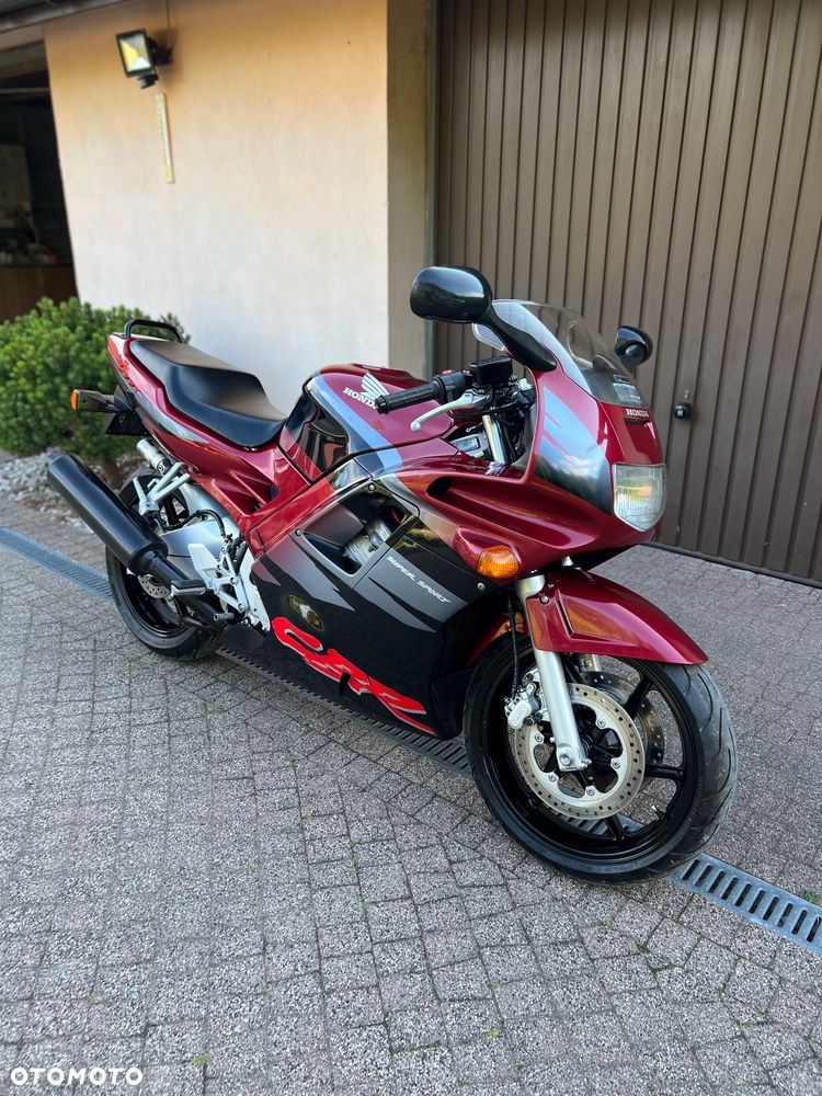 Honda CBR