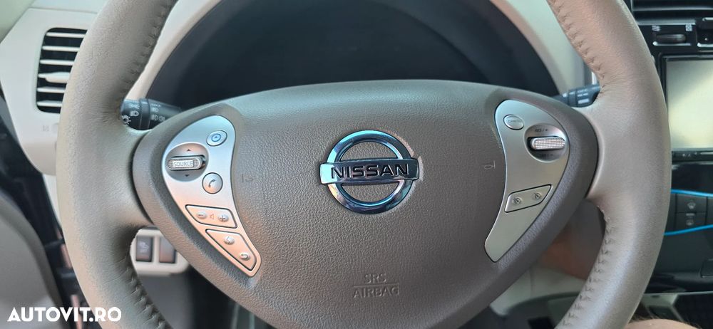 Nissan LEAF - 17