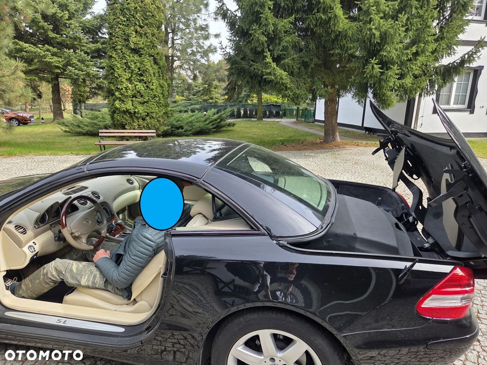 Mercedes-Benz SL - 24