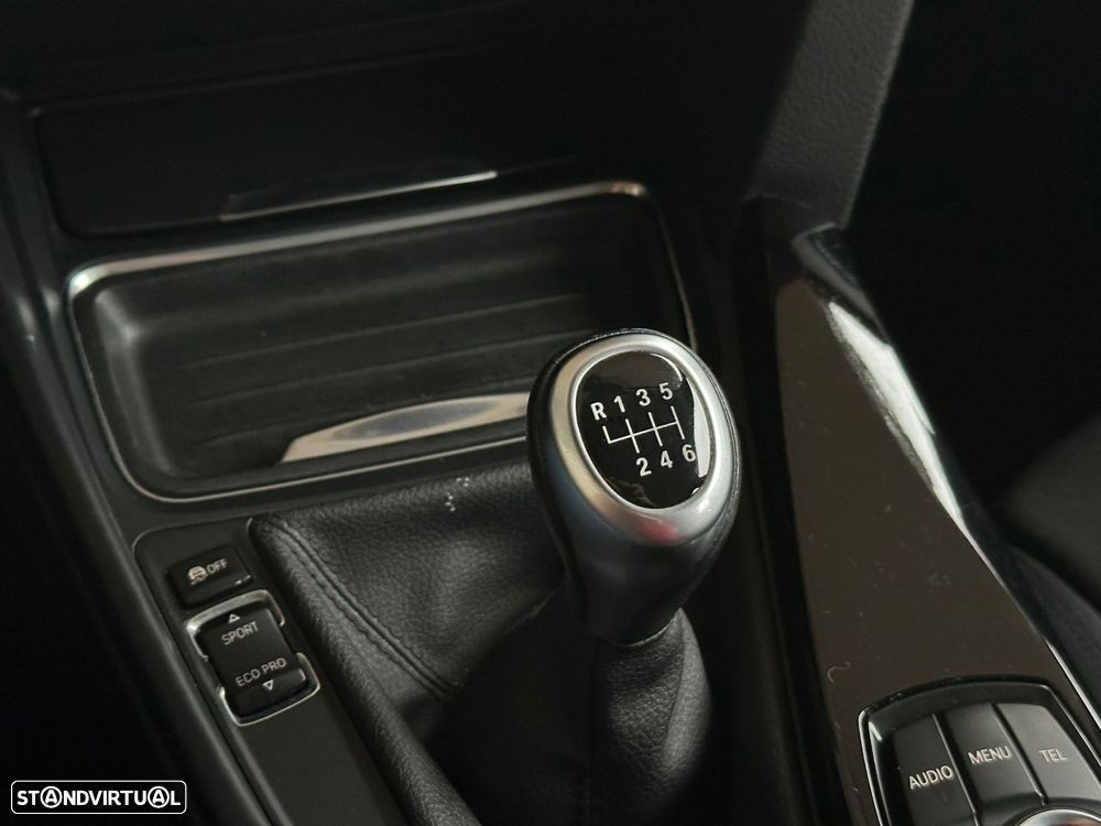 BMW 320 d Line Modern - 24