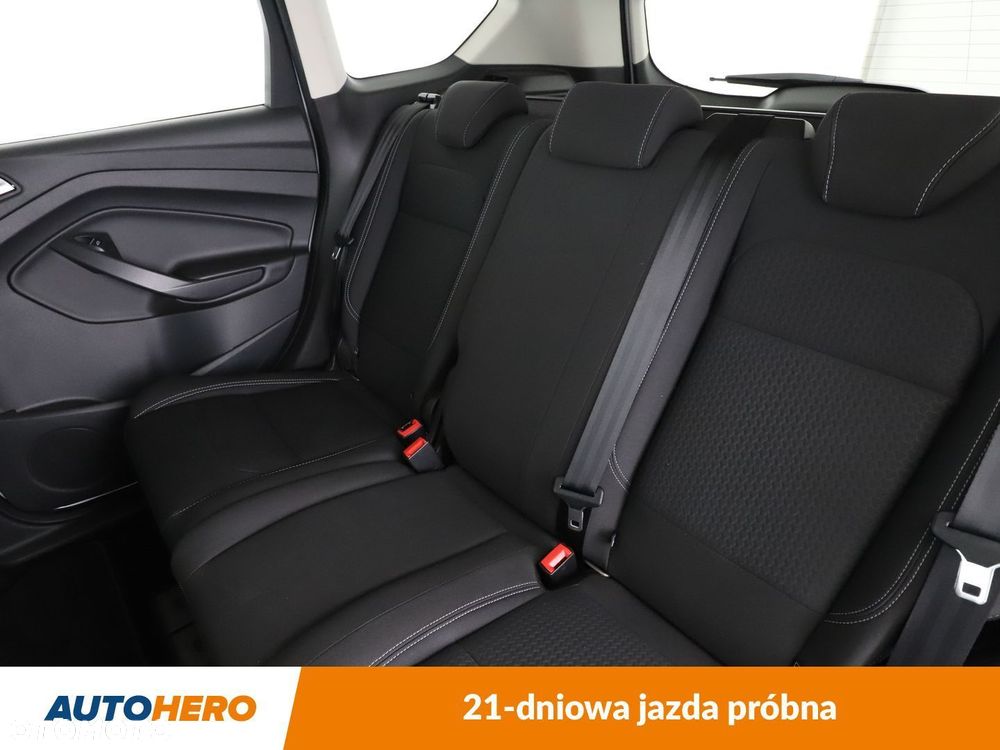 Ford Kuga - 15