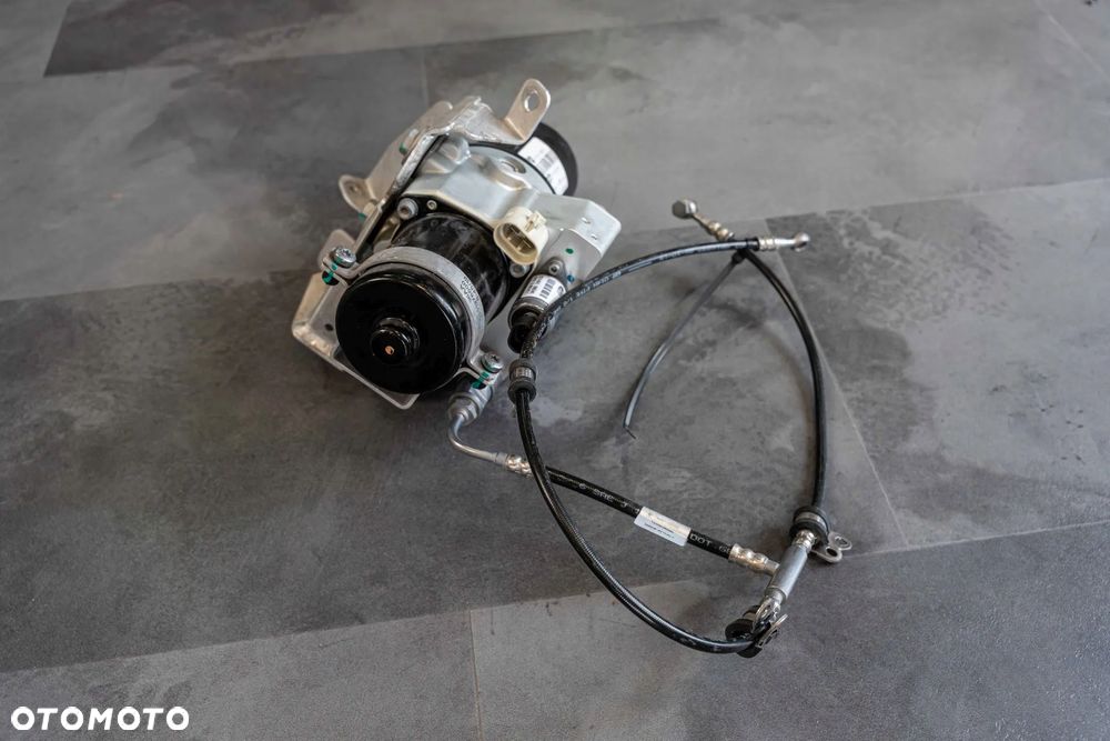 ORYGINALNY ZESPÓŁ POMPY HYDRAULICZNEJ OEM DO LAMBORGHINI AVENTADOR S - 3