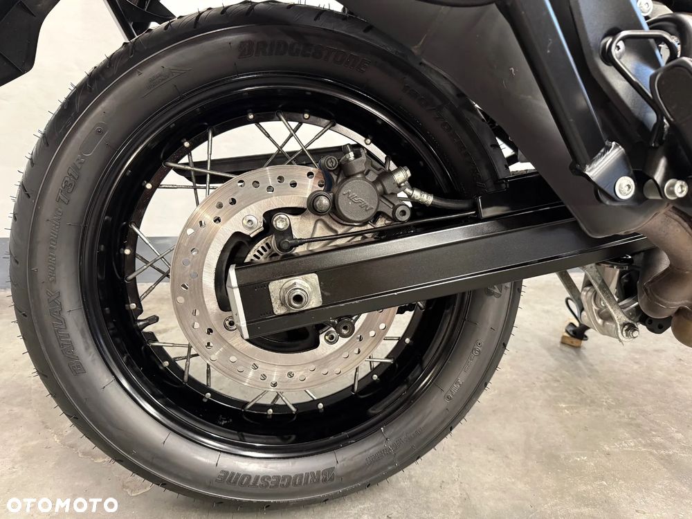 Suzuki V-STROM - 13