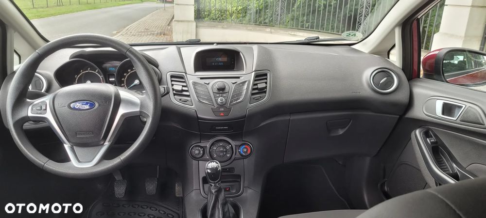 Ford Fiesta - 12