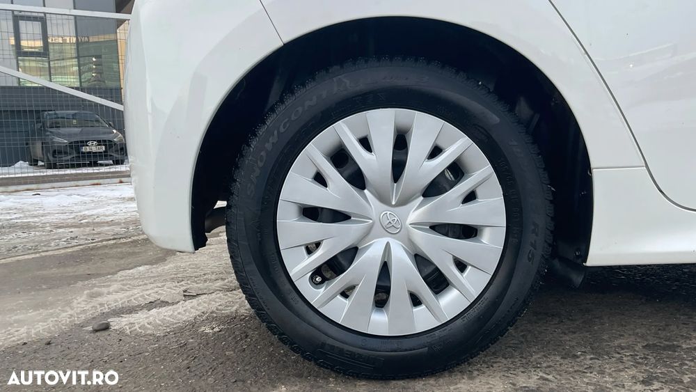 Toyota Yaris 1.5 VVT-i HSD Eco - 10