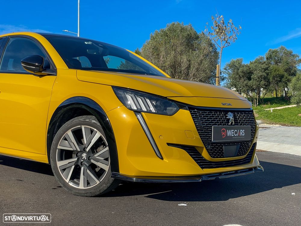 Peugeot 208 1.2 PureTech GT Line EAT8 - 19