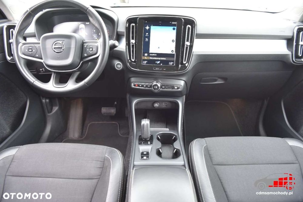 Volvo XC 40 - 22