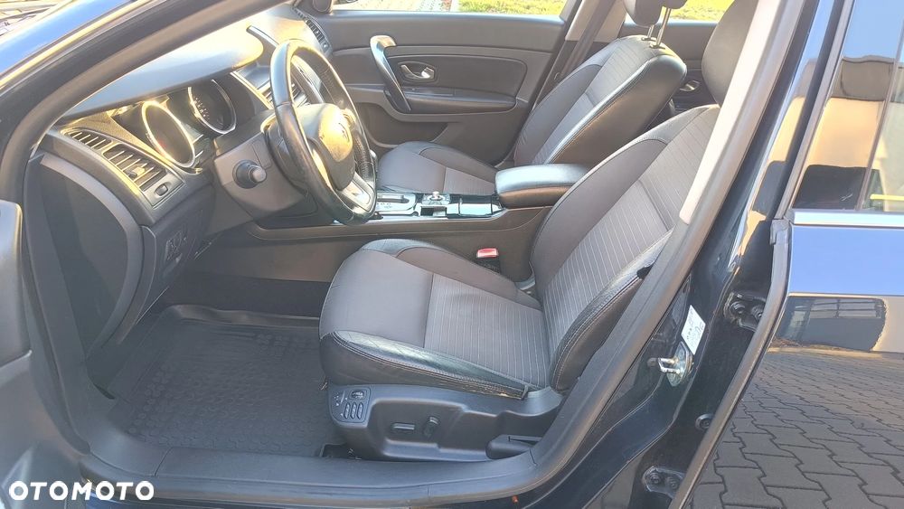 Renault Latitude - 16