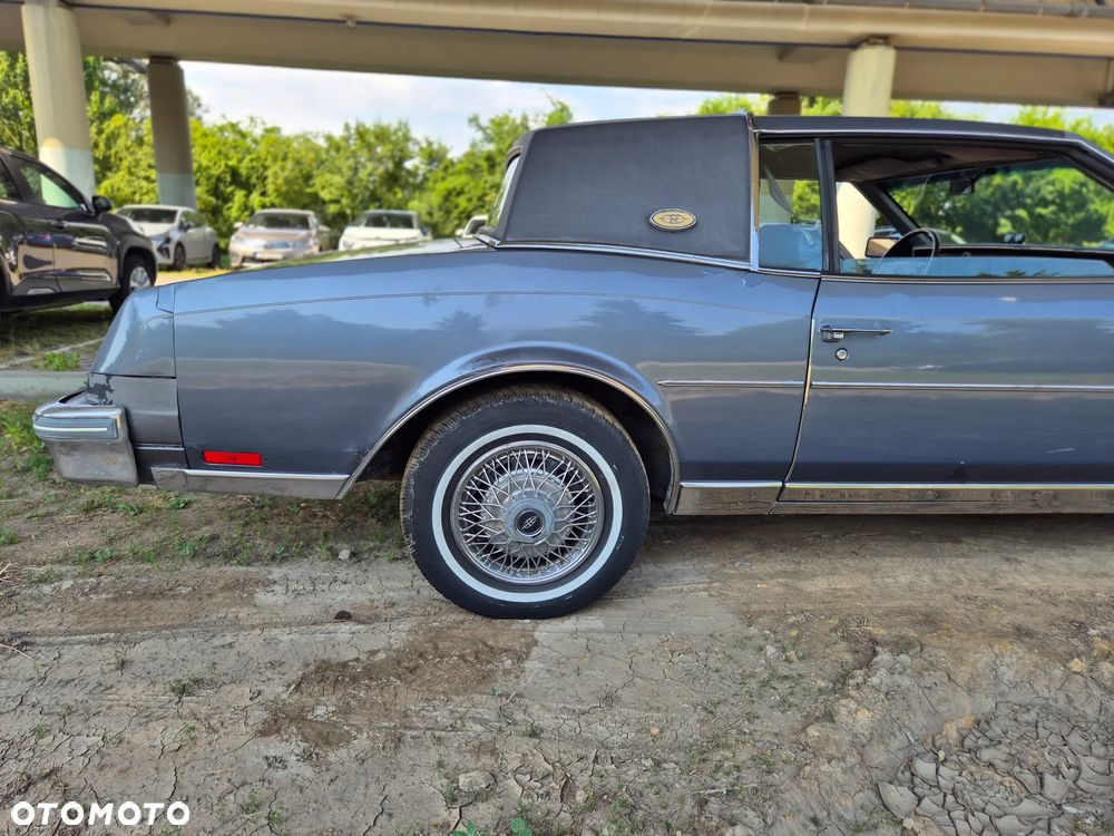 Buick Riviera - 27
