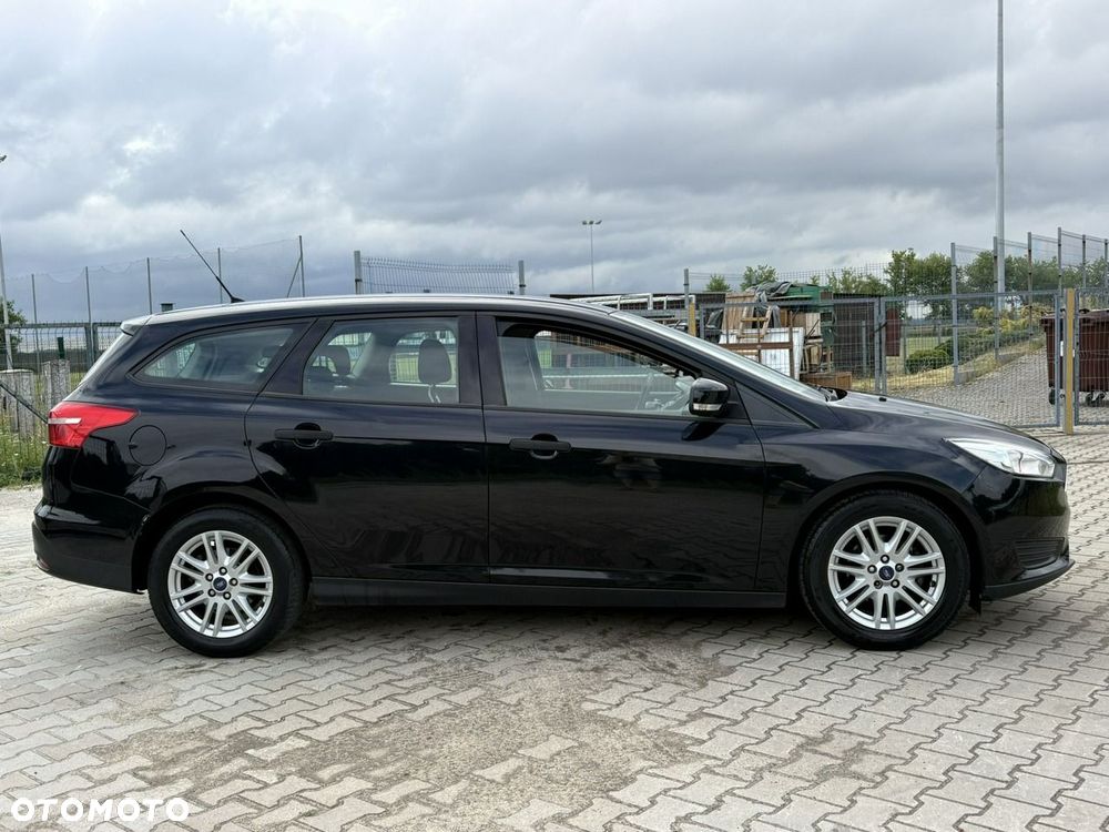 Ford Focus - 8