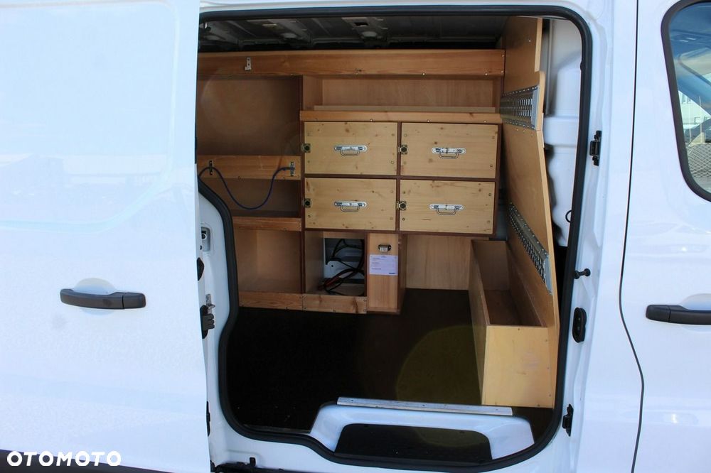 Renault Trafic - 12