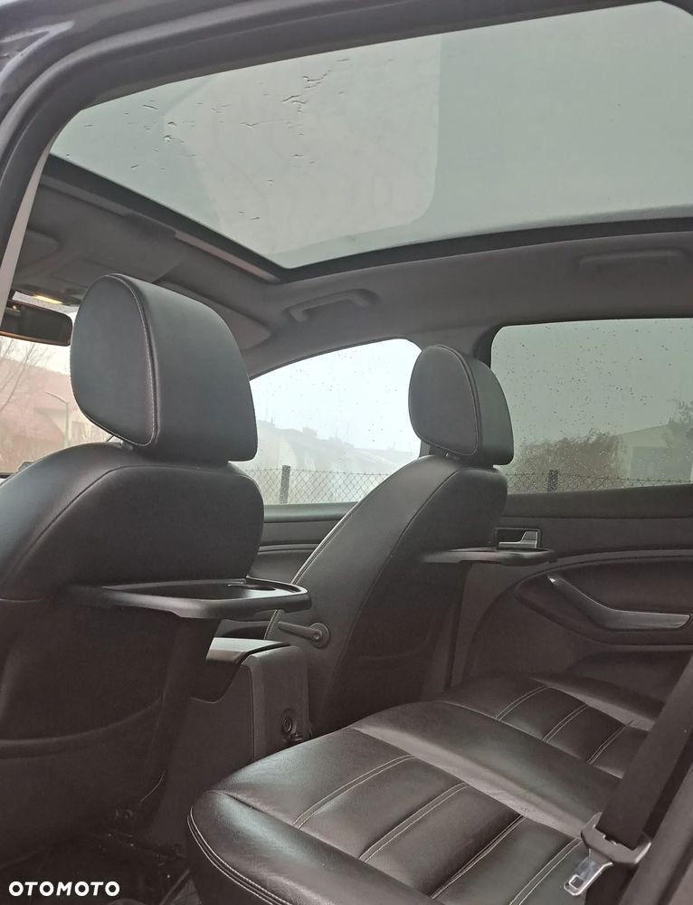 Ford Kuga 2.0 TDCi Titanium - 8