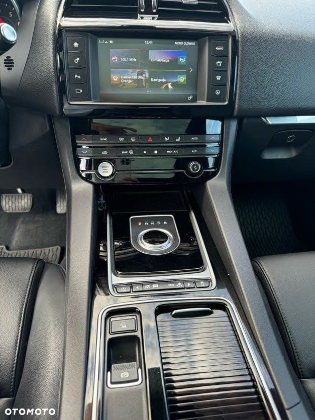 Jaguar F-Pace 2.0 i4P AWD Prestige - 10