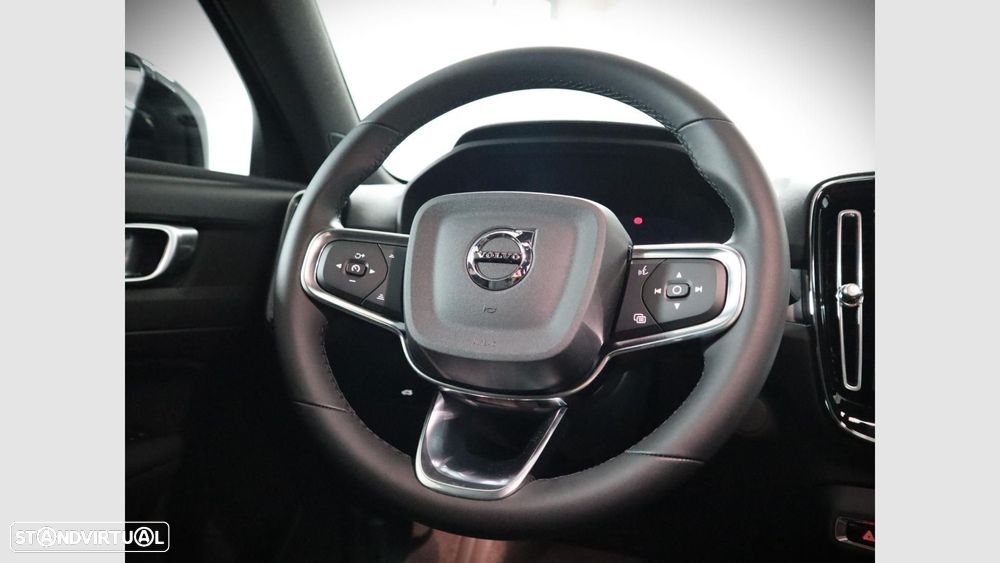 Volvo EC40 70 kWh Single Motor Black Edition - 7