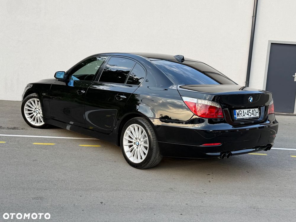 BMW Seria 5 525d Edition Lifestyle - 9