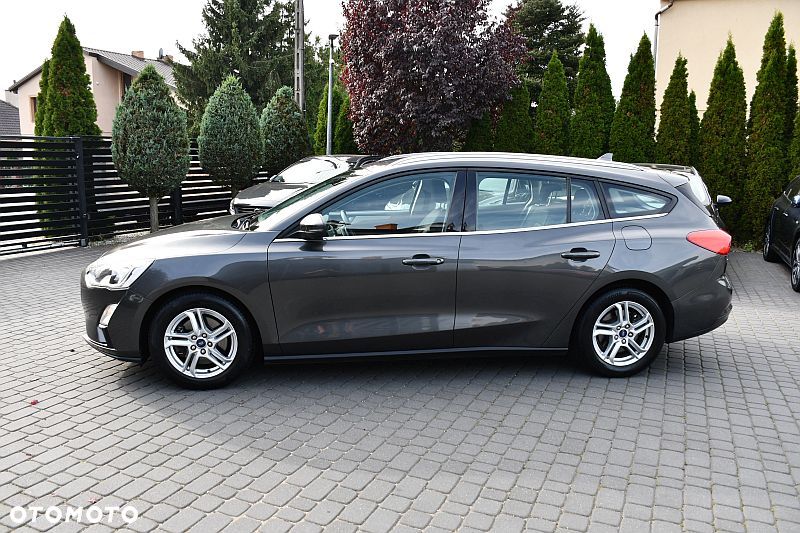 Ford Focus 1.5 EcoBlue Start-Stopp-System TITANIUM DESIGN - 26