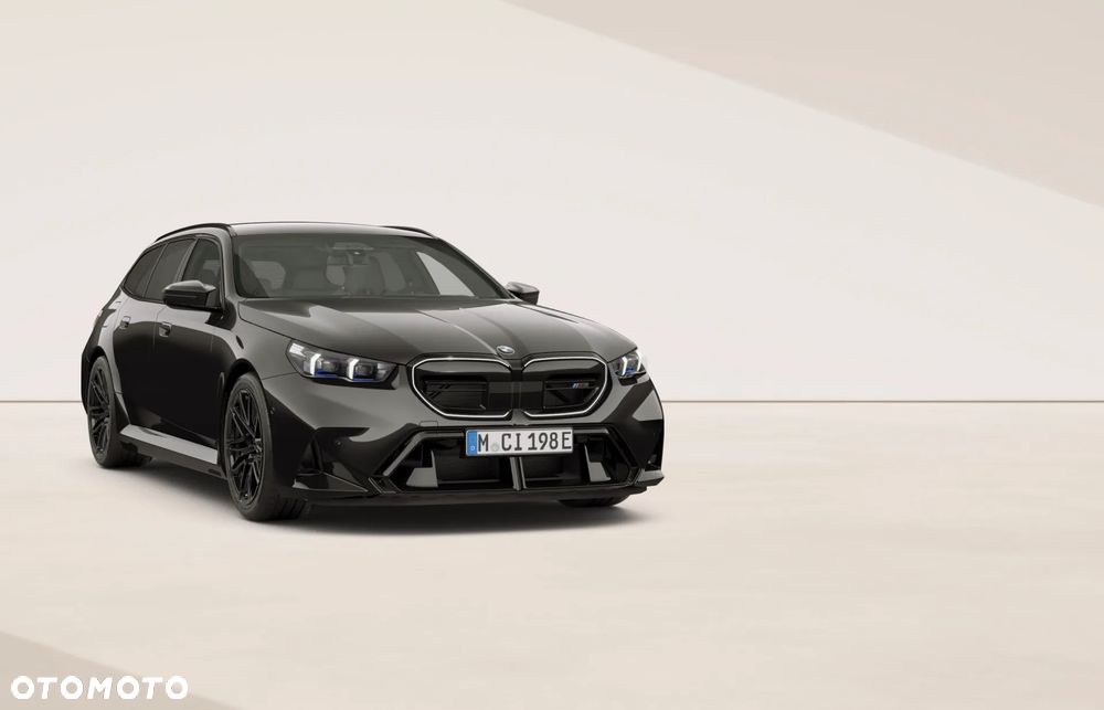BMW M5 PHEV - 4