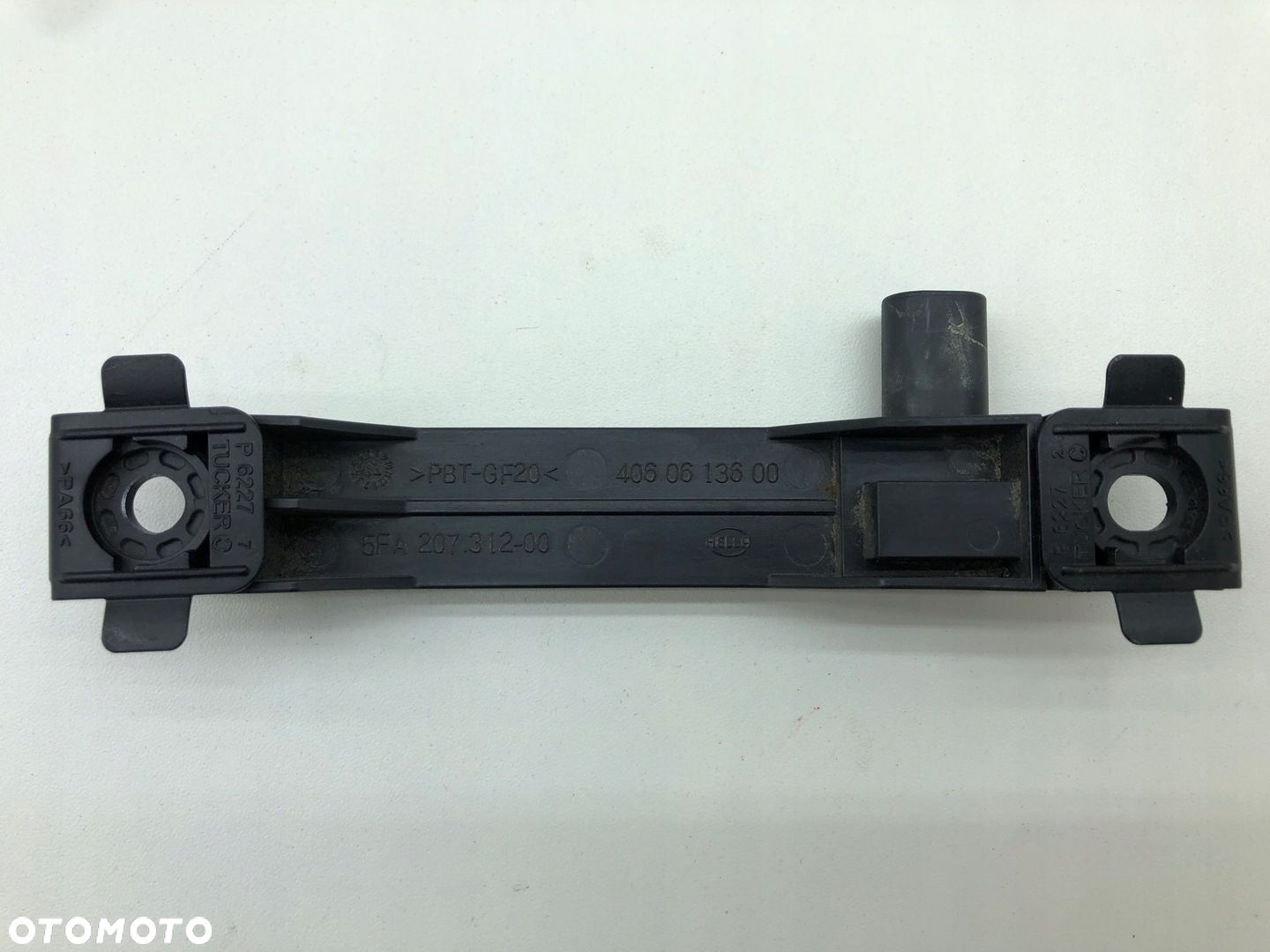MERCEDES W177 WZMACNIACZ ANTENA KOMFORTU A1779050500 - 2