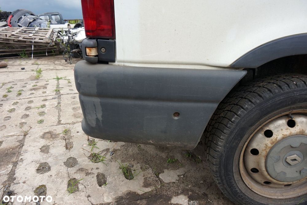 ZDERZAK TYLNY MASTER II LIFT O389  BIAŁY RENAULT 2003-2010 - 5