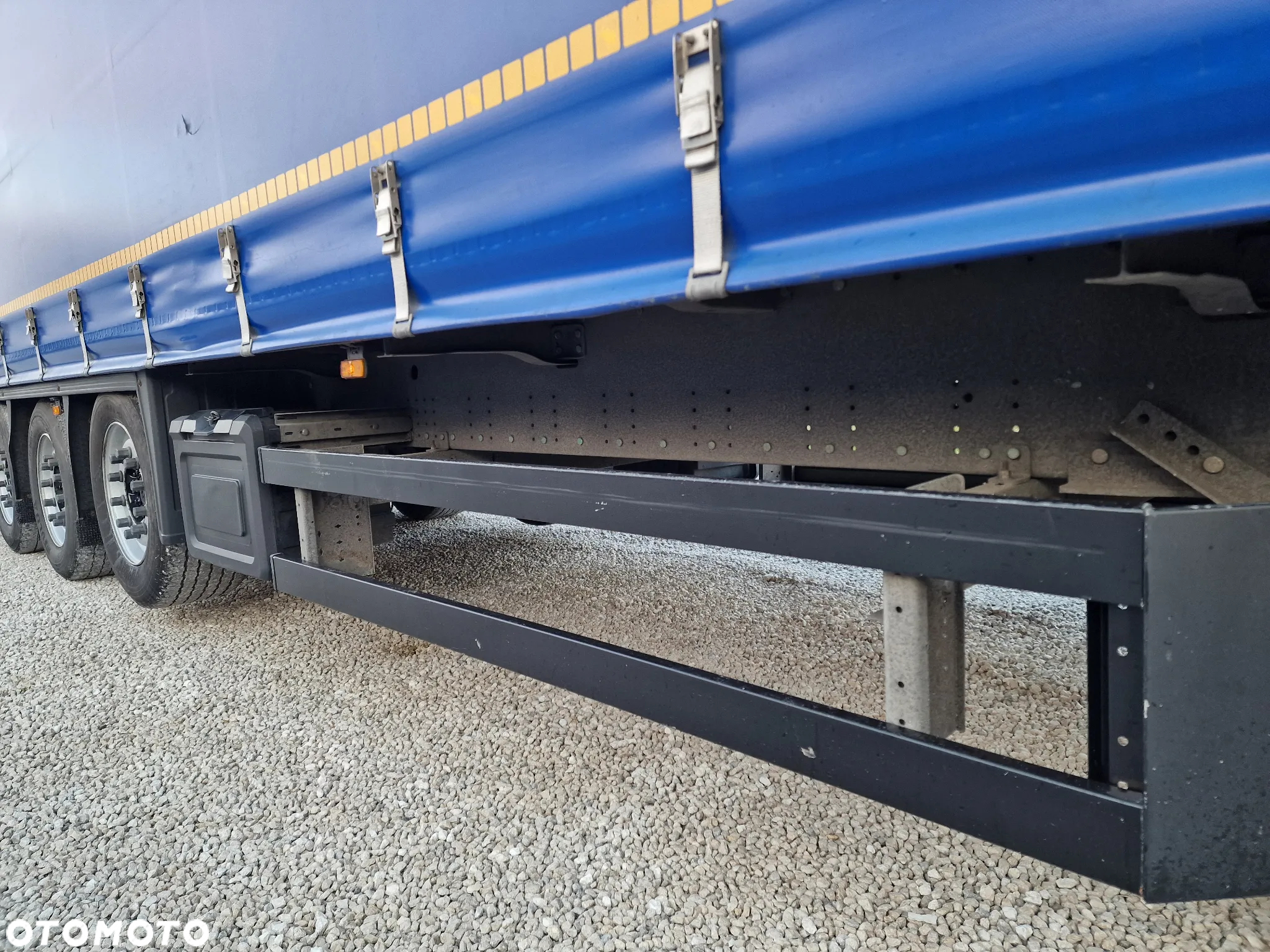 Schmitz Cargobull Naczepa FIRANKA - OŚ PODNOSZONA - RAMA OCYNK - ZADBANA - 6