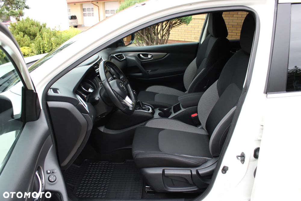 Nissan Qashqai 1.6 DCi N-Connecta Xtronic EU6 - 15