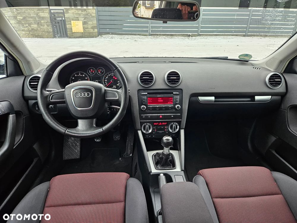 Audi A3 Sportback 1.4 TFSI Attraction - 10