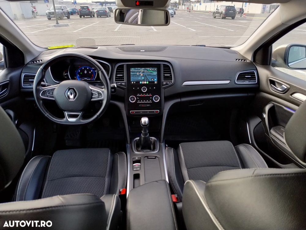 Renault Megane TCe 140 GPF BOSE EDITION - 24