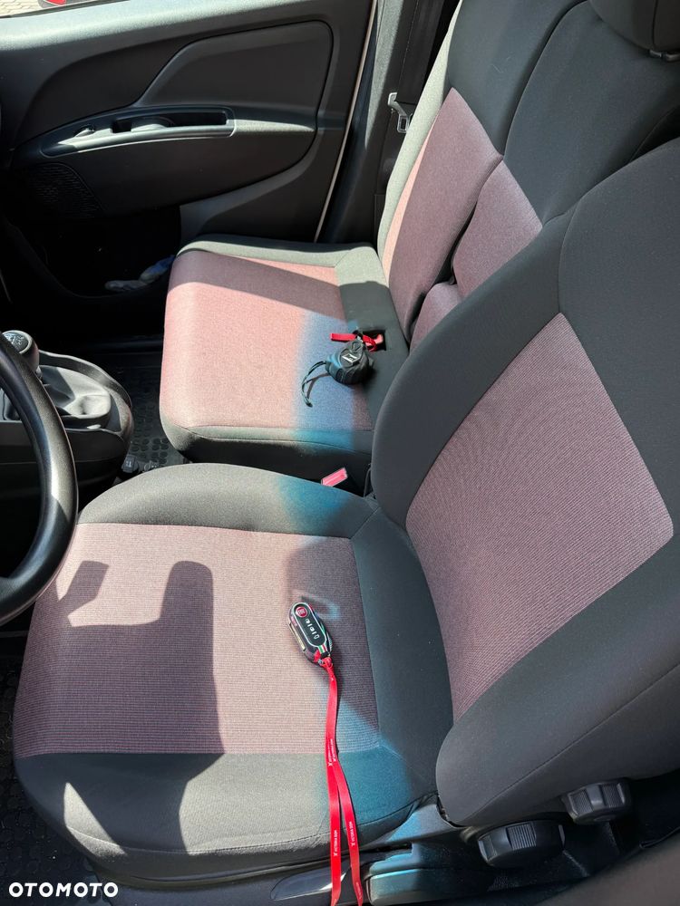 Fiat Doblo - 9